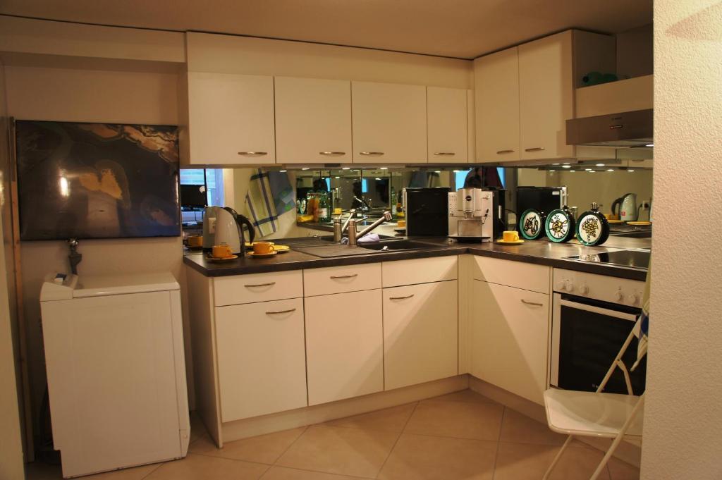 Studio-Appartment Horgen Zimmer foto